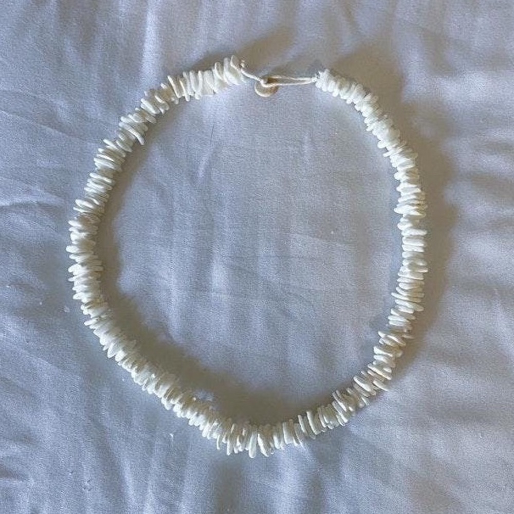 shell necklace